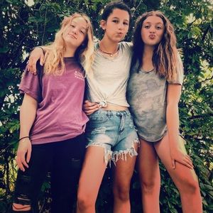 Meet your Posher, Addy